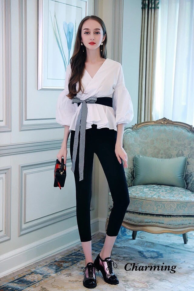 เสื้อผ้าเกาหลี พร้อมส่ง เสื้อกับกางเกง มีผ้าคาดเอว