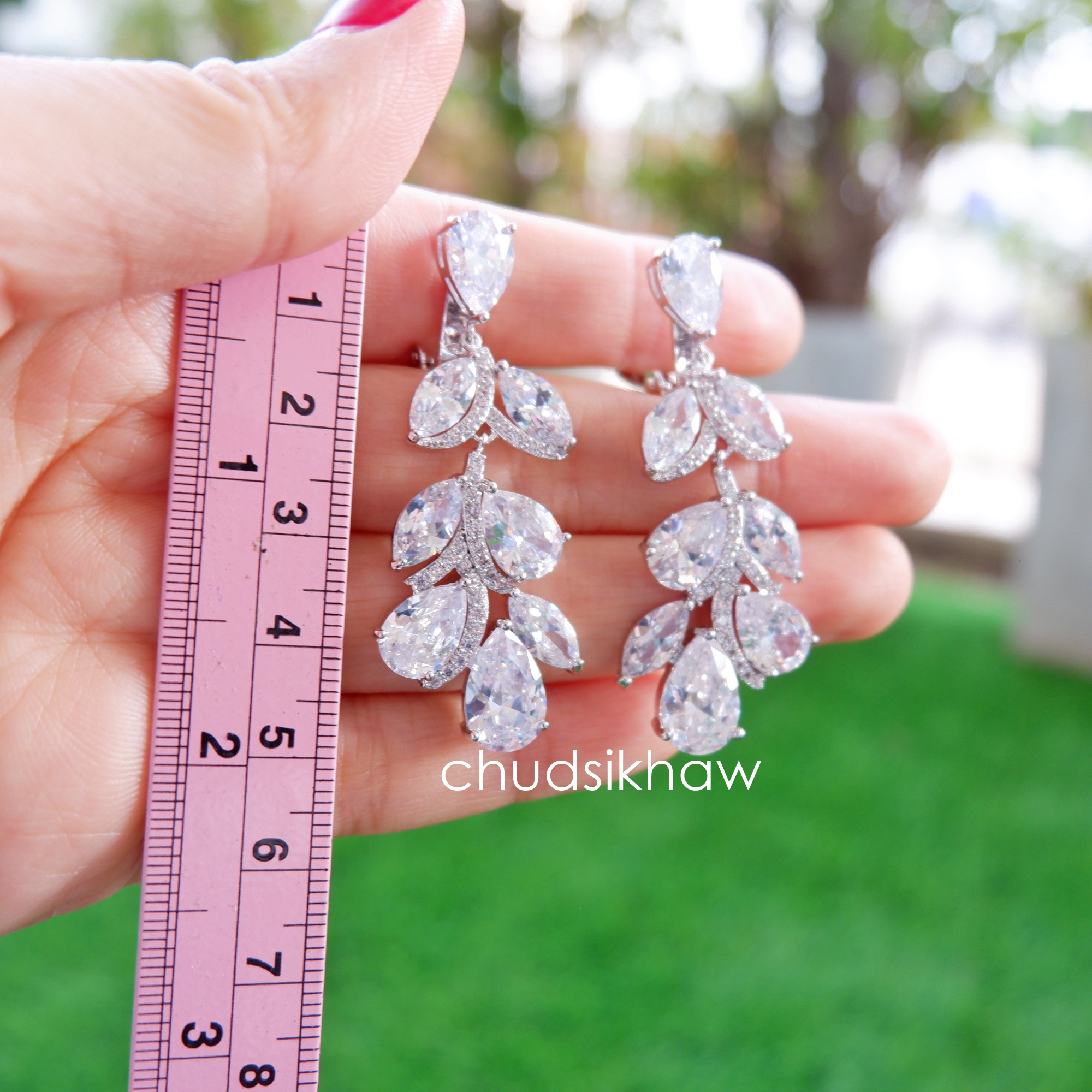 ต่างหูหนีบ สำหรับเจ้าสาวที่ไม่เจาะหู ราคา 160 - 300 บาท