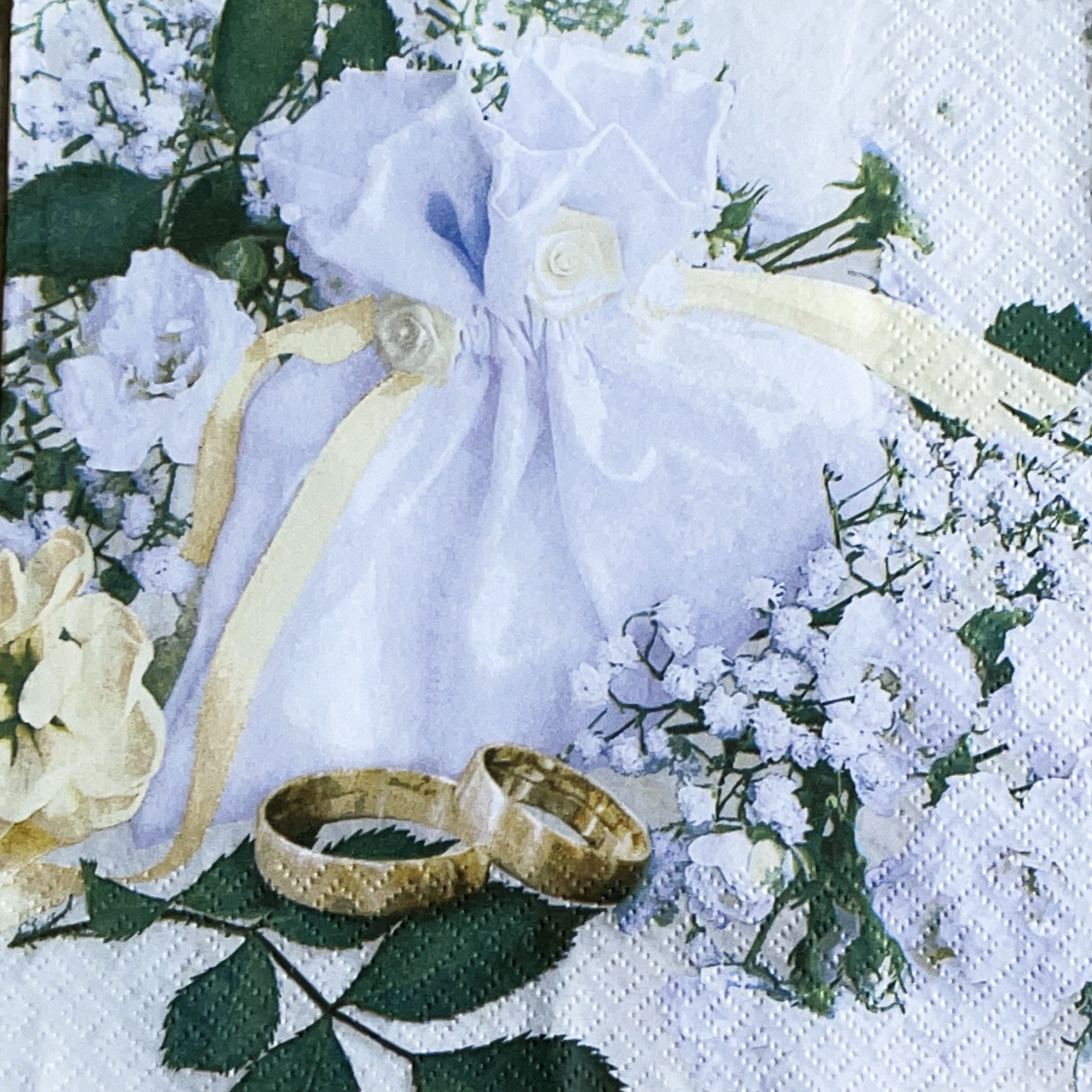 แนวภาพ Wedding แหวนหมั้น แหวนแต่งงาน เป็นภาพครึ่งแผ่น กระดาษแนพกิ้นสำหรับทำงาน เดคูพาจ Decoupage Paper Napkins ขนาด 33X33cm