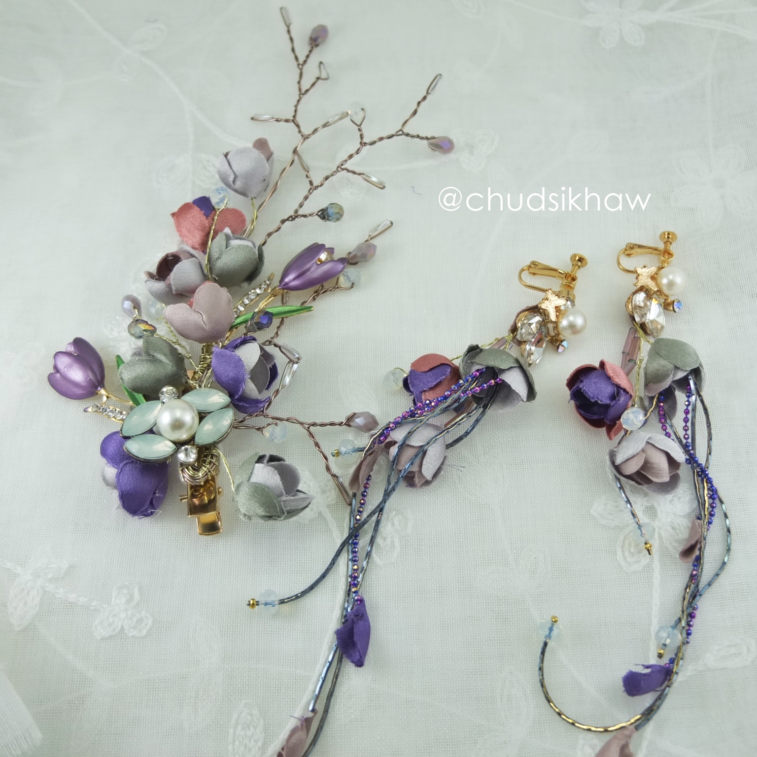 set กิ๊บดอกไม้ + ต่างหู(หนีบ) สีม่วง งานยกน้ำชา