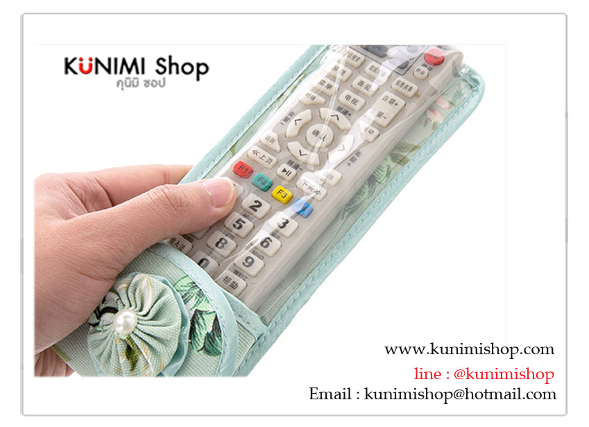 ซองผ้าใส่รีโมทแอร์, รีโมททีวี ลายเรียบร้อย น่ารัก เอาไว้กันรีโมทเปื้อนสิ่งสกปรก และใส่ให้ดูสวยงาม (รุ่นนี้ไม่กันน้ำนะครับ) ตัวซองทำจากผ้า ส่วนด้านหน้าเป็นพลาสติกใส เปิด - ปิด ด้วยแถบตีนตุ๊กแก ขนาด S : 16 x 7.5 CM. M : 21 x 8 CM. L : 25 x 8 CM.