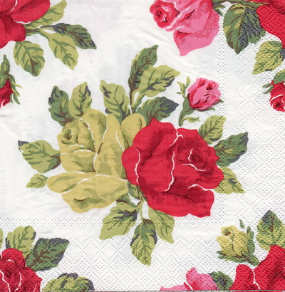 แนวภาพดอกไม้ เป็นช่อดอกกุหลาบแดงเขียว พื้นขาว Cath Kidston เป็นภาพเต็มแผ่น กระดาษแนพกิ้นสำหรับทำงาน เดคูพาจ Decoupage Paper Napkins ขนาด 33X33cm