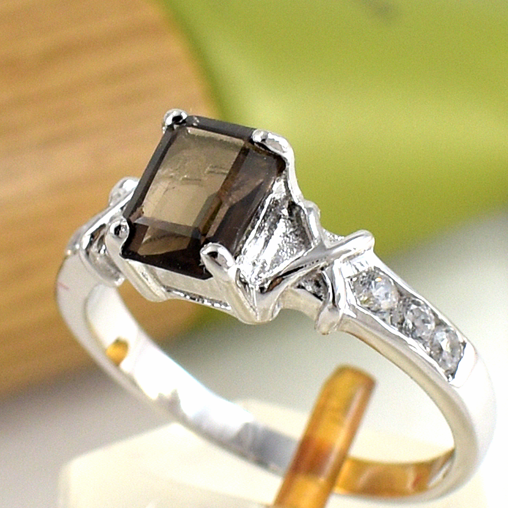 SKJewelryFactory แหวนเหลี่ยม พลอยสโมกกี้ควอทซ์แท้ ER00792-SMQ