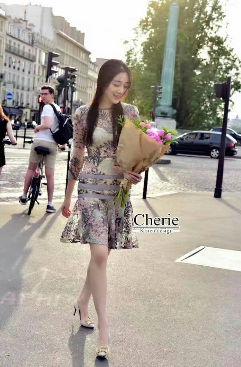 เดรสเกาหลี พร้อมส่ง ชุดเดรส ปักลายปะการังหลากสี
