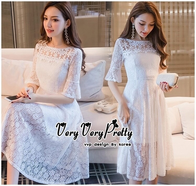 ชุดเดรสเกาหลี พร้อมส่ง ชุดเดรสสีขาว เนื้อผ้าลูกไม้