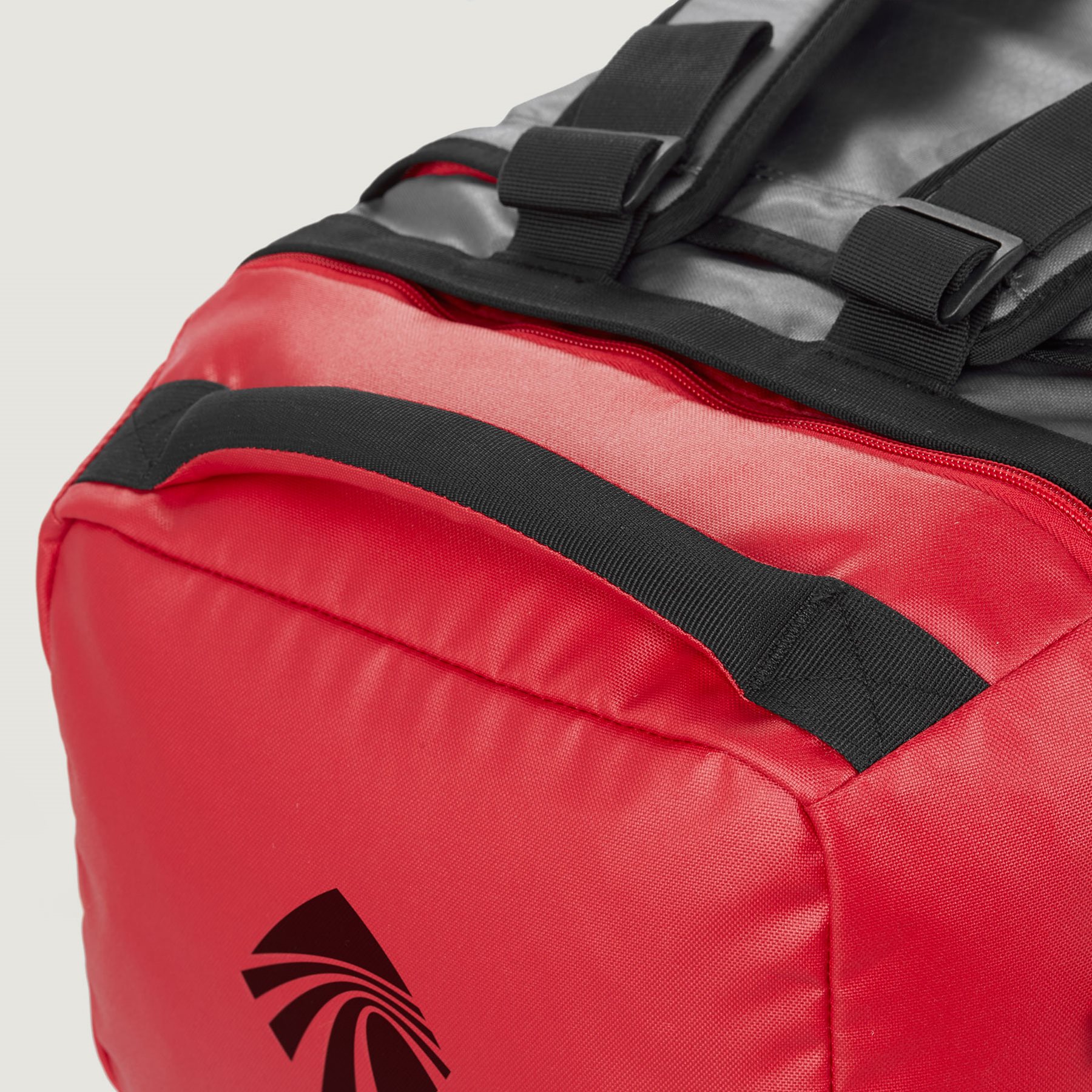 EAGLE CREEK - กระเป๋า Duffel รุ่น Hauler ไซส์ M สีเทาแดง (Grey/ Red) ความจุ 60 ลิตร