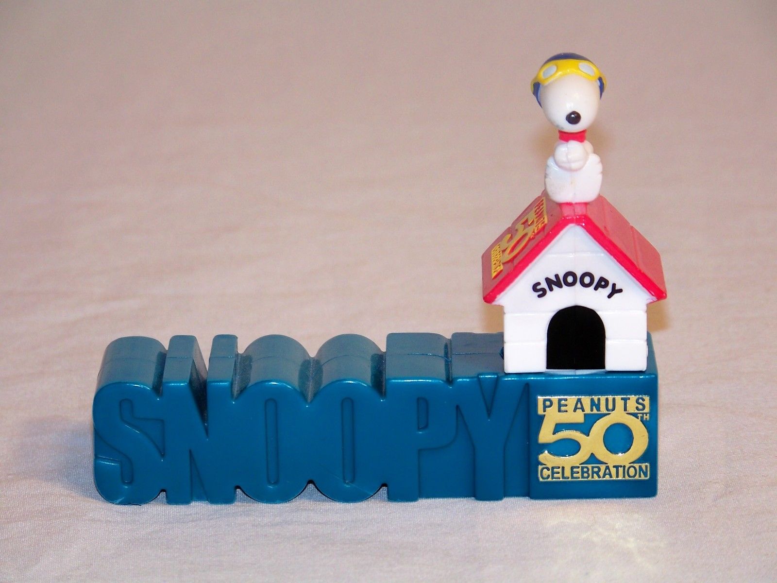 2001 Wendy Toy Meal ร้านเวนดี้ USA ของเล่น ของสะสม ฉลองครบรอบ Peanuts Snoopy 50th อยู่ในแพ็คค่ะ MIP