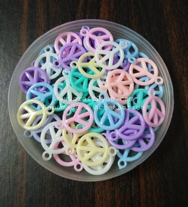 จี้ดาวพีส สีพาสเทลคละสี (70 ชิ้น)