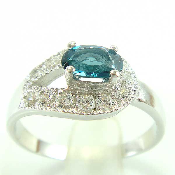 SKJewelryfactory แหวนเงินแท้ 92.5% ฝังพลอยลอนดอนบลูโทปาซแท้ สไตล์หรูหรา ER01910-LBT