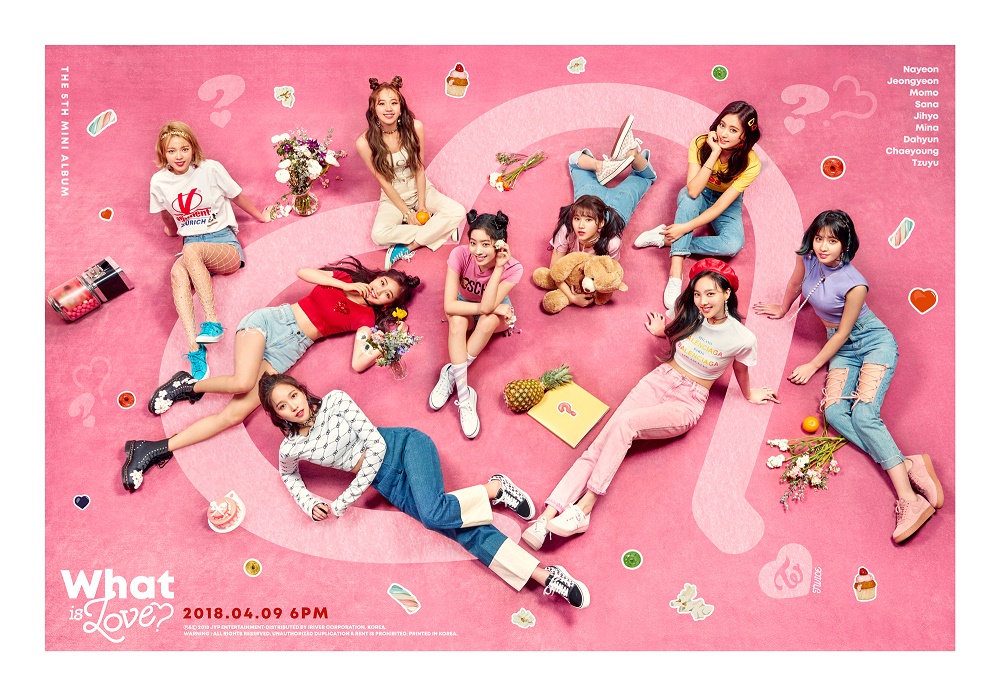[Pre] TWICE : 5th Mini Album - WHAT IS LOVE? (Random Ver.) +Poster