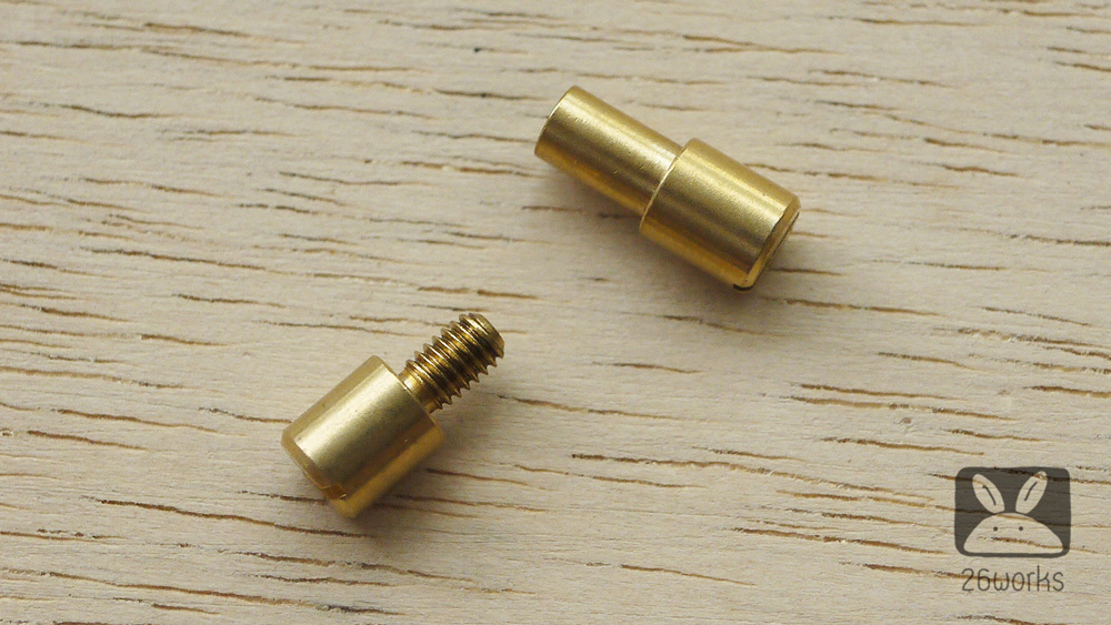 น๊อตยึดประกับ 23x6.7 mm ทองเหลือง