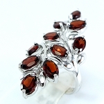 แหวนเงินแท้ 92.5% ฝังพลอยโกเมนแท้