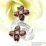 SKJewelryfactory แหวนดอกไม้คู่ พลอยโกเมนแท้ ตัวเรือนเงินแท้ ER00790-GAN