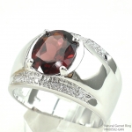 แหวนเงินแท้ 92.5% ฝังพลอยโกเมนแท้ MR00502-GAN