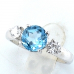 แหวนเงินแท้ 92.5% ฝังพลอยสวิสบลูโทปาซแท้