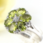 แหวนเงินแท้ 92.5% ฝังพลอยเพอริดอทแท้