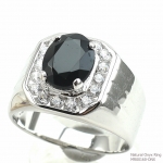 แหวนเงินแท้ 92.5% ฝังพลอยนิลแท้ MR00160-ONX