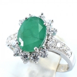 แหวนเงินแท้ฝังพลอยมรกตแท้