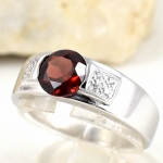 แหวนเงินแท้ 92.5% ฝังพลอยโกเมนแท้ ER00890-GAN