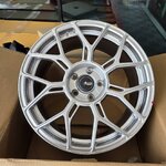 ล้อ Advanti ASPHALT ขอบ18x8.5 5x114.3 ET40 สี Silver *ราคาต่อวง* ล้อเบา DST สำเนา