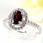 แหวนเงินแท้ 92.5% ฝังพลอยโกเมนแท้