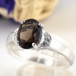 แหวนเงินแท้ 92.5% ฝังพลอยสโมกกี้ควอทซ์แท้