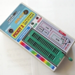 เครื่องโปรแกรมไอซีไมโครคอนโทรลเลอร์ (PICKIT2)