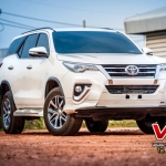 new fortuner ชุดแต่งรุ่น F9 by Freeform 4 ชิ้น