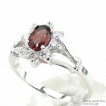 SKJewelryFactory แหวนโกเมนแท้ แหวนพลอยแท้ล้อมเพชร ตัวเรือนเงินแท้ ER01228-GAN