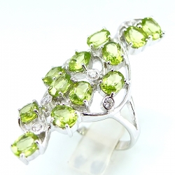 แหวนเงินแท้ 92.5% ฝังพลอยเพอริดอทแท้