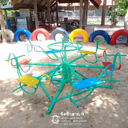 ม้าหมุน6ที่นั่ง(มีพวงมาลัย)