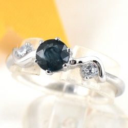 แหวนเงินแท้ 92.5% ฝังพลอยไพลินแท้ ER01810-BSA