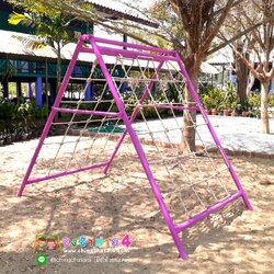 ปีนป่ายเชือกถัก