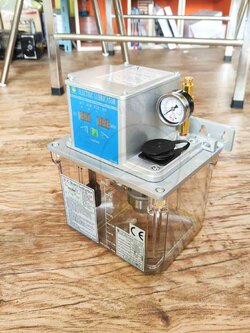 ปั๊มน้ำมันออโต้ตั้งเวลาได้ (Electric Lubricator) CHEN YING CEN04