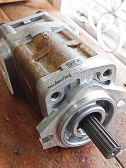 ปั้มไฮดรอลิค ยี่ห้อ SHIMADZU รุ่น SDY series