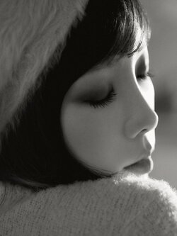 [Pre] Tae Yeon : 4th Mini Album - WHAT DO I CALL YOU (Random Ver.)