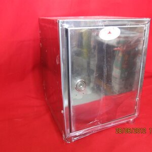 ตู้บริจาค/ตะเกียงน้ำมัน