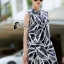 พร้อมส่ง Mini dress แขนกุด กระดุมหน้า ลายใบไม้