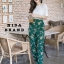 เสื้อผ้าเกาหลี พร้อมส่ง เสื้อยืดคอกลม กับ กางเกงลายดอกไม้