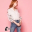 เสื้อเกาหลี พร้อมส่ง เสื้อแขนสามส่วน ปักดอกนูน