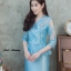 เสื้อผ้าเกาหลี พร้อมส่ง เสื้อลูกไม้คอวี เอวระบาย กับ กระโปรงผ้าไหม