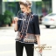 เสื้อเกาหลี พร้อมส่ง เสื้อคอกลม แขน 5 ส่วน ทรงหน้าสั้นหลังยาว