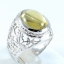 SKJewelryFactory แหวนชาย พลอยควอทซ์แท้ สีเลมอน เจียรนัยแบบหลังเบี้ย(หลังเต่า) ตัวเรือนฉลุลายใบตำลึง MR00471-LMQ