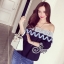 พร้อมส่ง เสื้อยืดคอปาดแขนจั้ม ลายหยัก