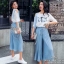 เสื้อผ้าเกาหลี พร้อมส่ง เสื้อสีขาว กับ กางเกงสี่ส่วน ขาบาน