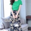 เสื้อผ้าเกาหลี พร้อมส่ง เสื้อเอวไขว้ กับ กางเกงลายดอกไม้