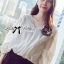 พร้อมส่ง เสื้อผ้าคอตตอนไหล่กว้างฉลุลายดอกไม้สีขาว