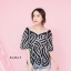 เสื้อเกาหลี พร้อมส่ง เสื้อผ้าซีทรูเดินเส้นลายกราฟิค