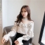 เสื้อเกาหลี พร้อมส่ง เสื้อลายจุด เนื้อผ้าดีเนื้อนุ่มใส่สบาย