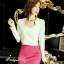 พร้อมส่ง เสื้อแขนยาวสีขาว ทรงสวย มาคู่กับกระโปรงทรงเอ
